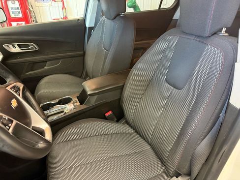 Used 2015 Chevrolet Equinox LT w/ Driver Convenience Package AWD/4WD image 16