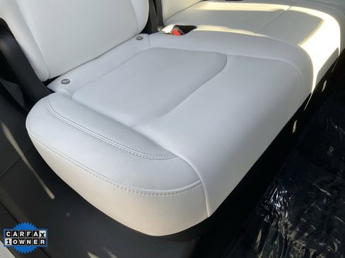 Used 2021 Tesla Model Y Long Range image 46