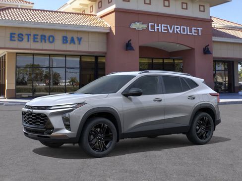 New 2026 Chevrolet Trax ACTIV w/ Driver Confidence Package image 2