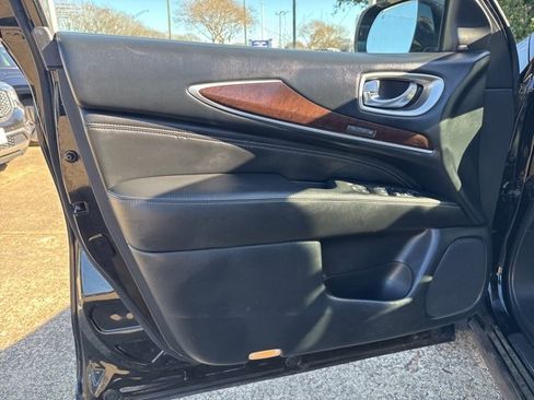 Used 2019 INFINITI QX60 Luxe w/ Sensory Package image 20