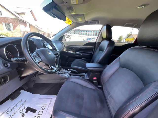 Used 2023 Mitsubishi Outlander Sport ES AWD/4WD image 32
