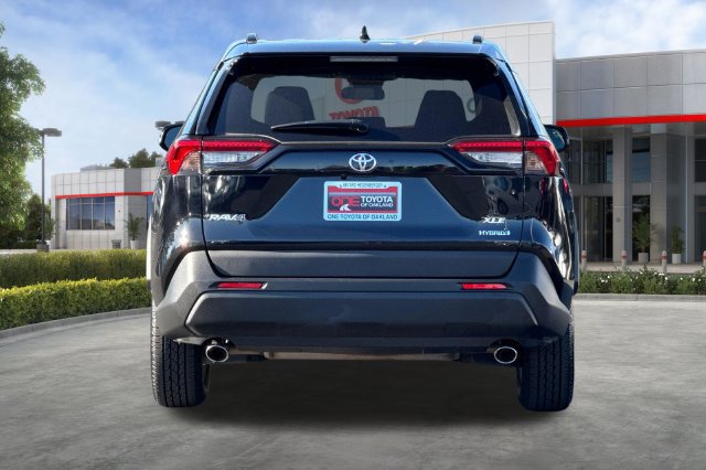 Certified 2025 Toyota RAV4 XLE AWD/4WD image 6
