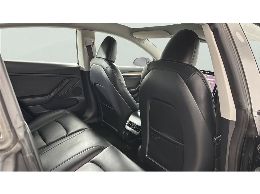 Used 2023 Tesla Model 3 Standard Range RWD image 16