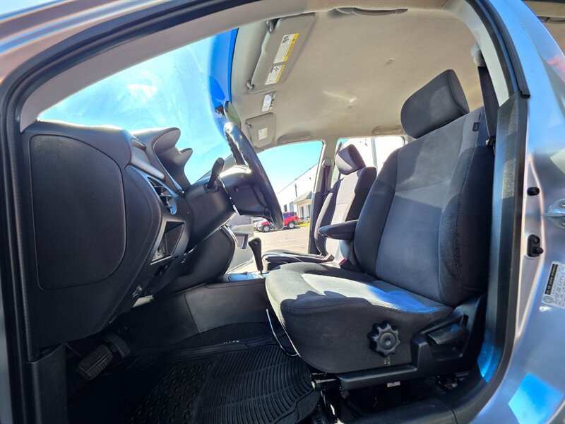 Used 2006 Mitsubishi Outlander LS AWD/4WD image 13