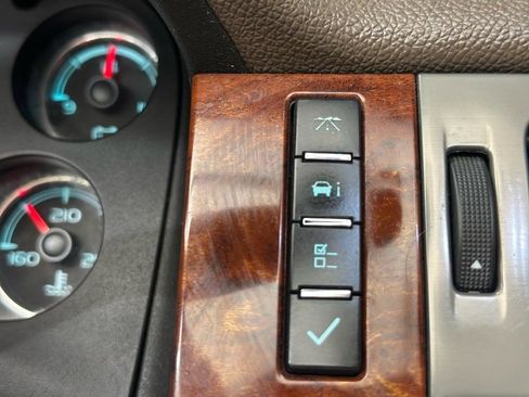Used 2013 Chevrolet Silverado 2500 LTZ w/ LTZ Plus Package image 31