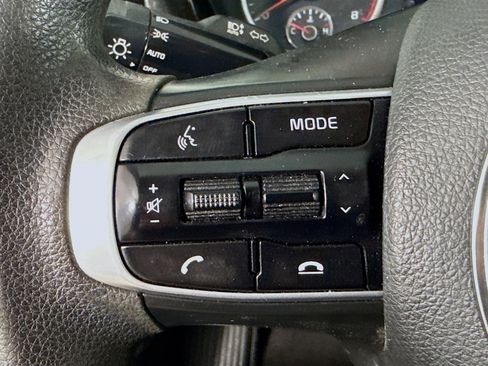 Used 2022 Kia K5 LXS image 14