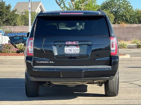 Used 2019 GMC Yukon XL SLT AWD/4WD image 6