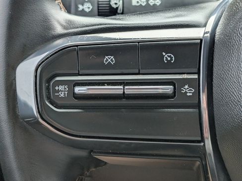 Used 2024 GMC Canyon AT4 image 21