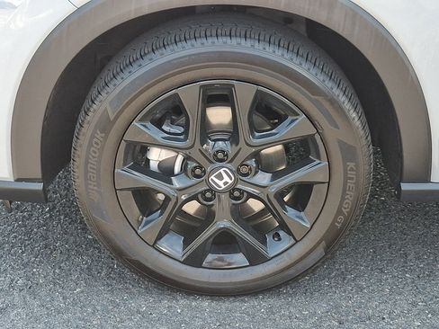 Used 2025 Honda HR-V Sport image 27