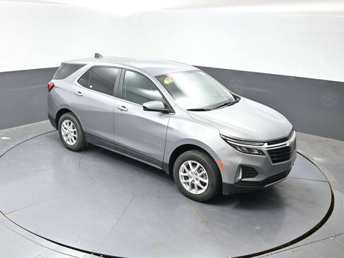 Used 2024 Chevrolet Equinox LT AWD/4WD image 46