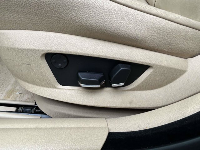 Used 2013 BMW 528i xDrive Sedan AWD/4WD image 18