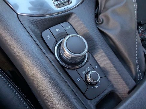 Used 2023 MAZDA MX-5 Miata Grand Touring w/ Weather Package image 29