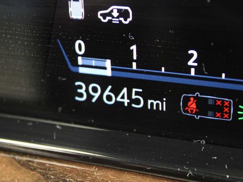 Certified 2023 Cadillac Escalade Sport Platinum image 61