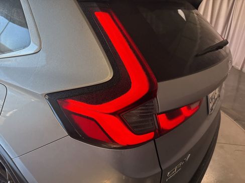 Used 2024 Honda CR-V Sport image 10