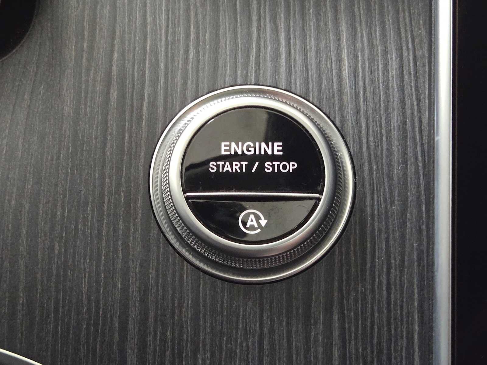 Used 2023 Mercedes-Benz C 300 4MATIC Sedan image 32