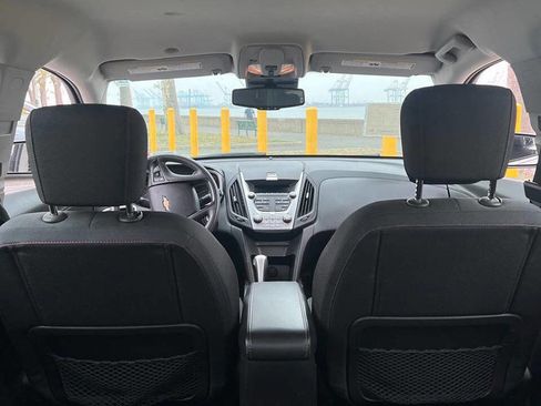 Used 2013 Chevrolet Equinox LS FWD image 9