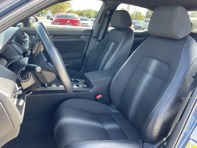 Used 2025 Honda Civic Sport image 23