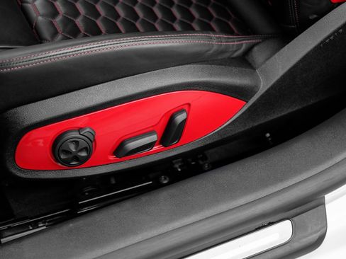 Used 2019 Audi TT RS w/ Technology Package image 39