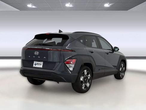 Used 2024 Hyundai Kona SEL FWD image 9