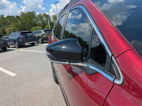 Certified 2025 Subaru Outback Premium image 10