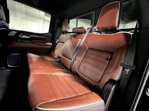 Used 2023 GMC Sierra 1500 Denali Ultimate image 34