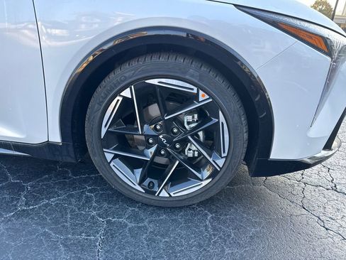 New 2025 Kia K4 GT-Line image 12