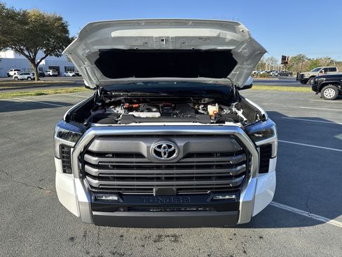 New 2025 Toyota Tundra Limited AWD/4WD image 37