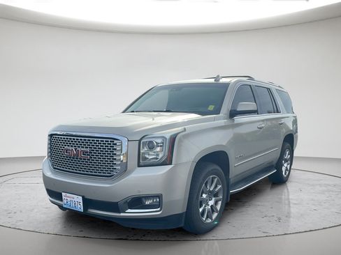 Used 2016 GMC Yukon Denali w/ Open Road Package AWD/4WD image 7