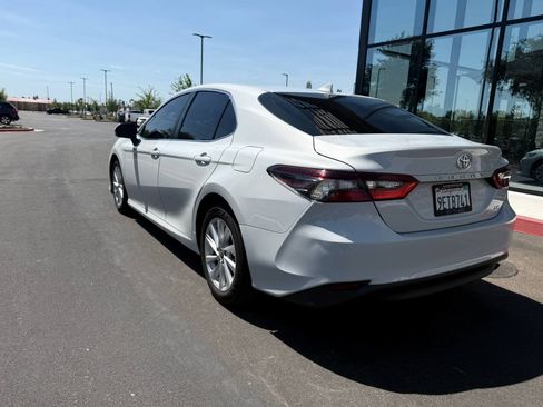 Used 2023 Toyota Camry LE w/ Convenience Package FWD image 5