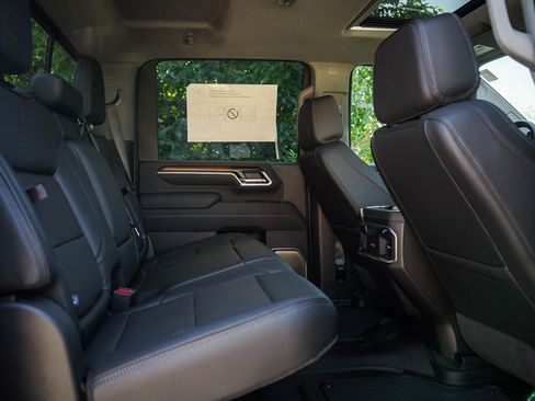 New 2026 GMC Sierra 3500 Denali w/ Denali Reserve Package image 11