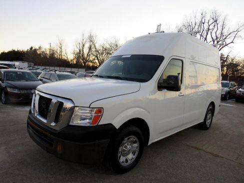 Used 2012 Nissan NV 2500 SV w/ Side Curtain Airbag Pkg image 1