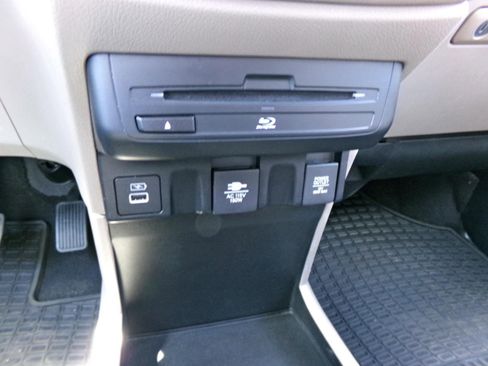 Used 2021 Honda Odyssey Touring image 13