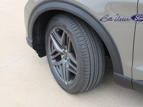 New 2026 Ford Explorer ST AWD/4WD image 5