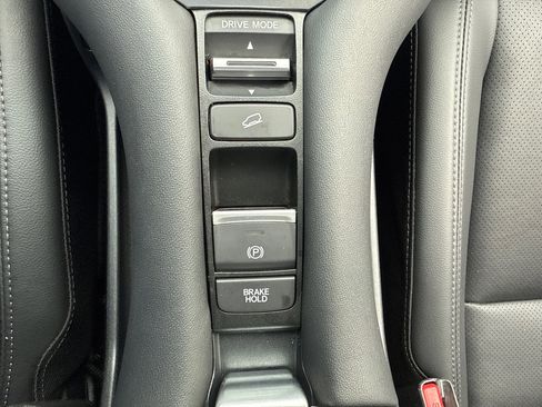 Used 2024 Honda HR-V EX-L image 24