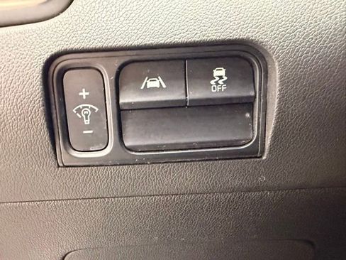Used 2021 Kia Sorento S w/ Panoramic Sunroof Package FWD image 20