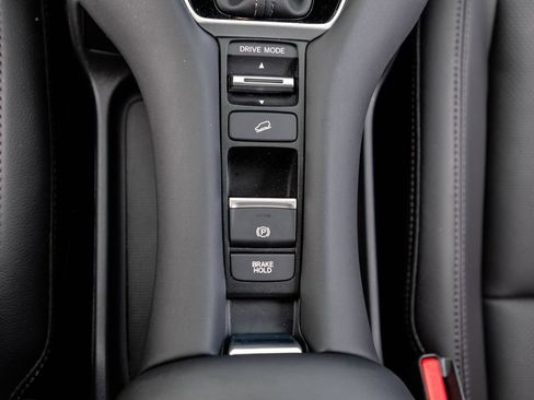 Used 2026 Honda HR-V EX-L image 26