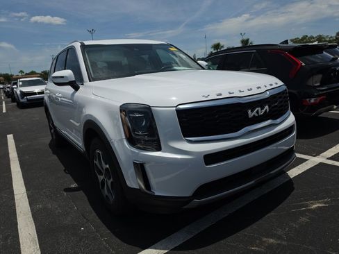 Certified 2022 Kia Telluride EX FWD image 3