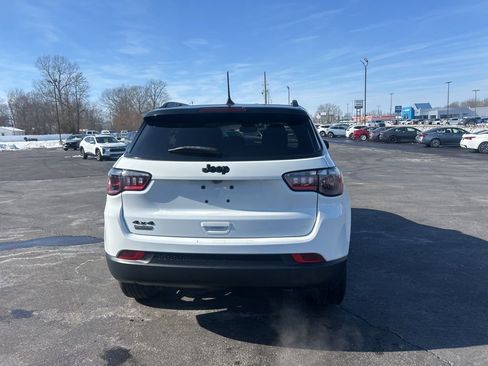 Used 2023 Jeep Compass Altitude image 6