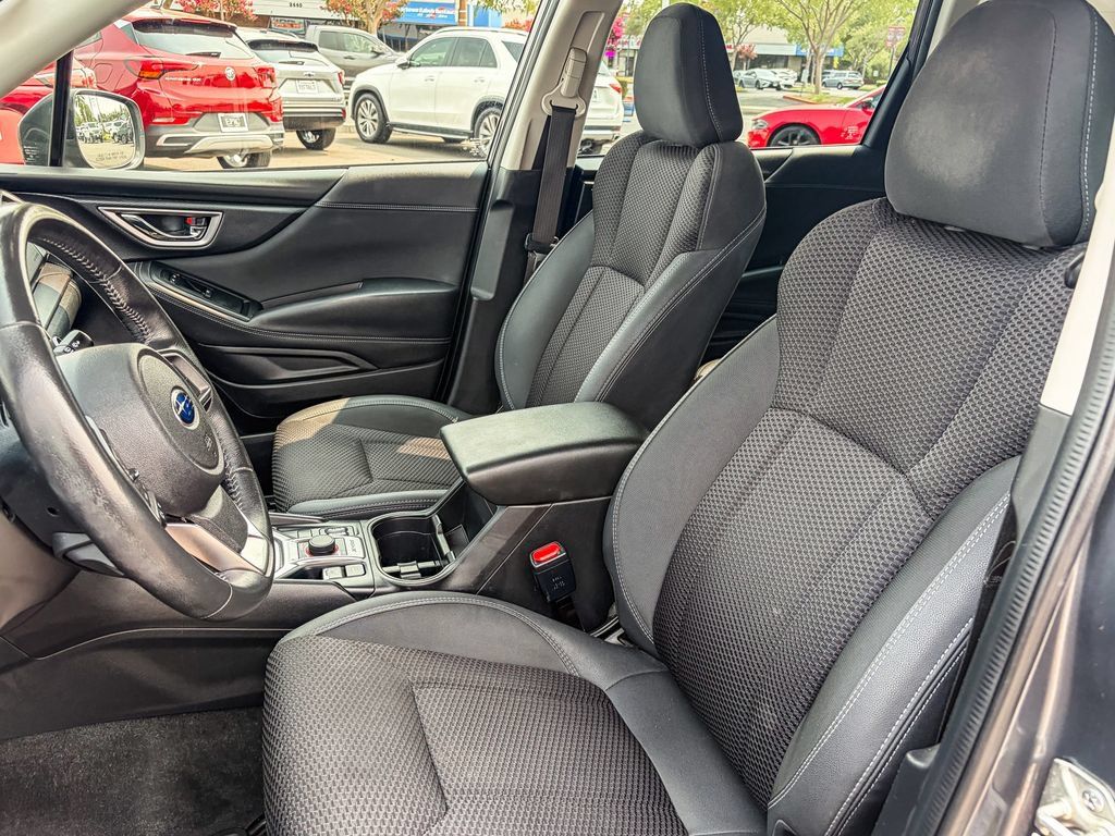 Used 2021 Subaru Forester Premium w/ Popular Package #1 AWD/4WD image 44