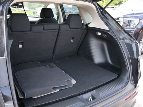 Used 2025 Honda HR-V LX image 16