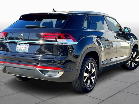 Used 2023 Volkswagen Atlas Cross Sport SE image 12