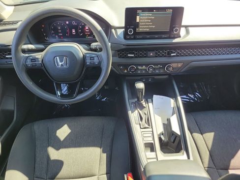 Certified 2023 Honda Accord EX image 10
