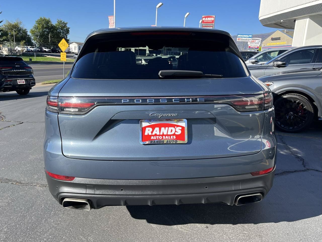Used 2020 Porsche Cayenne AWD/4WD image 10
