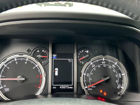 Used 2023 Toyota 4Runner TRD Sport w/ Technology Package AWD/4WD image 15