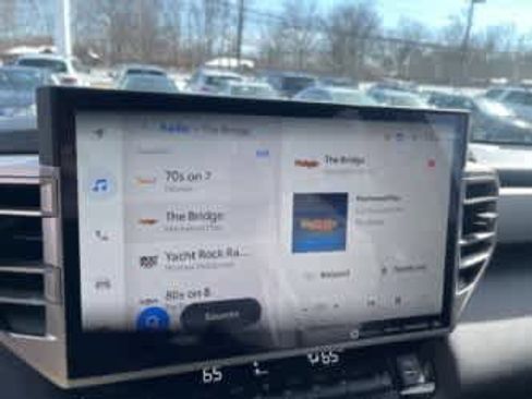 Used 2023 Toyota Tundra Limited w/ Power Package image 27