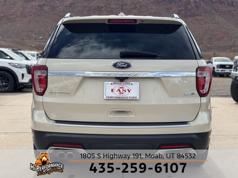 Used 2018 Ford Explorer Platinum image 8