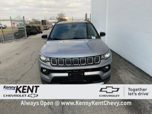 Used 2022 Jeep Compass Limited image 5