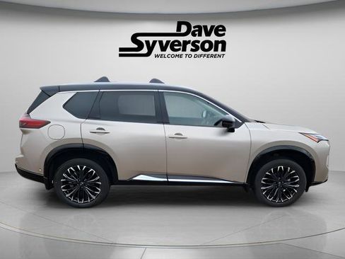 New 2026 Nissan Rogue Platinum w/ Platinum Premium Package image 4