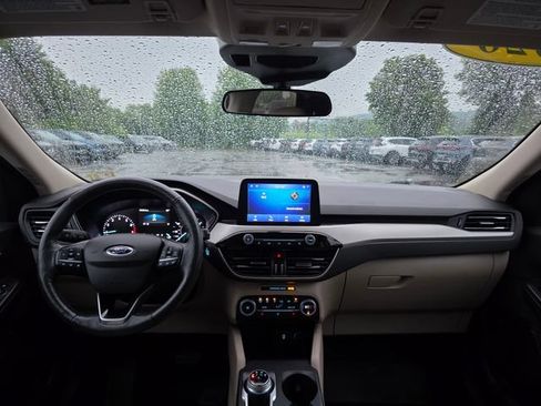 Used 2020 Ford Escape SEL AWD/4WD image 19