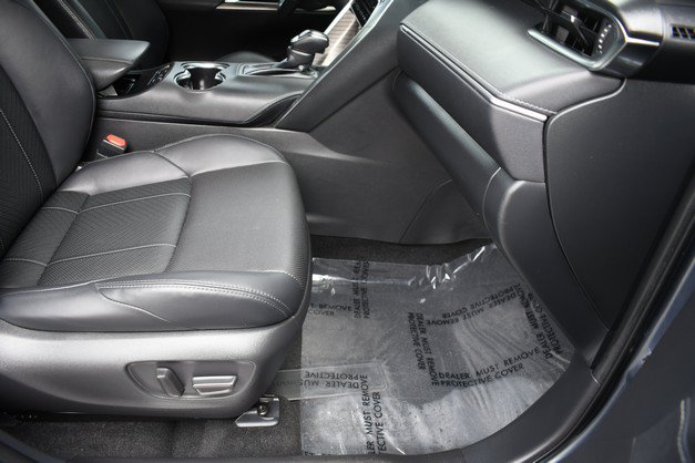 Certified 2024 Toyota Venza Limited AWD/4WD image 26